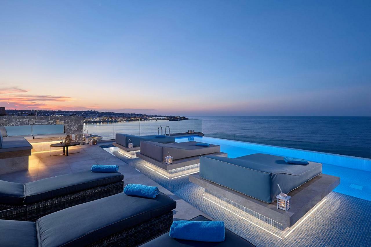 Seafront Apartments By Myseasight แอร์ซอนิสซอส ภายนอก รูปภาพ